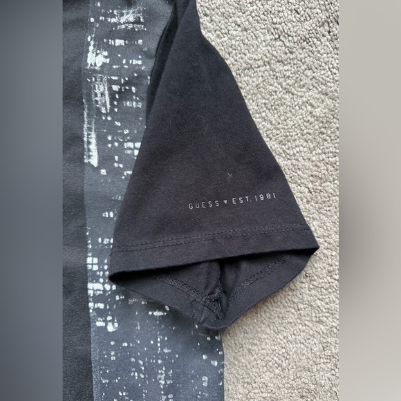 Guess Los‎ Angeles California graphic t-shirt size Medium - Picture 3 of 6